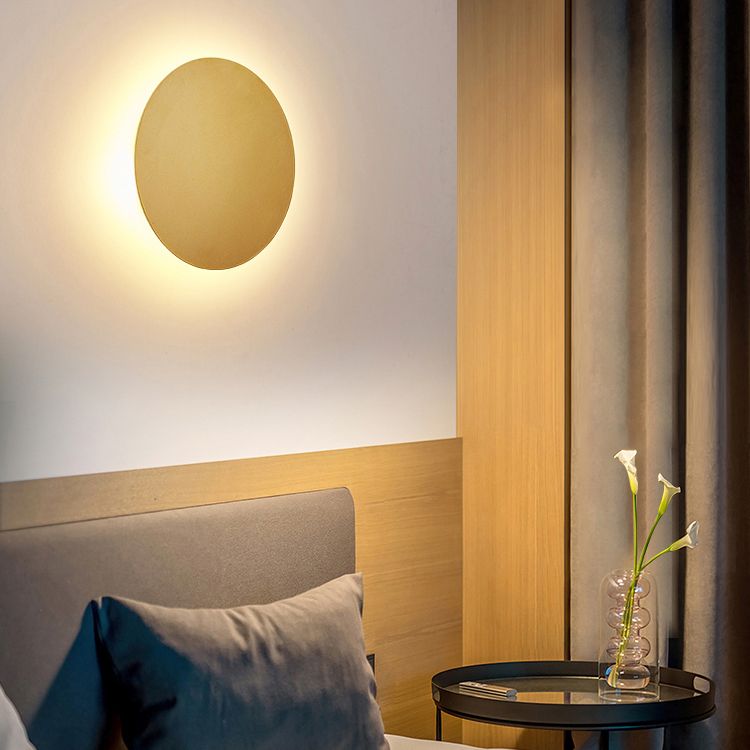 Metal Round LED Wall Light